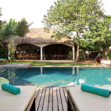 Botanica Hotel Kep Esterno foto