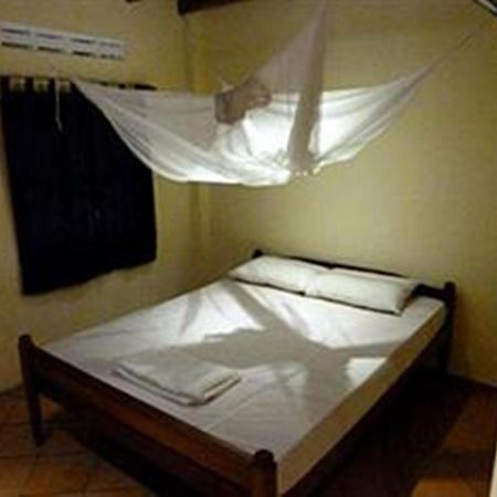 Botanica Hotel Kep Esterno foto