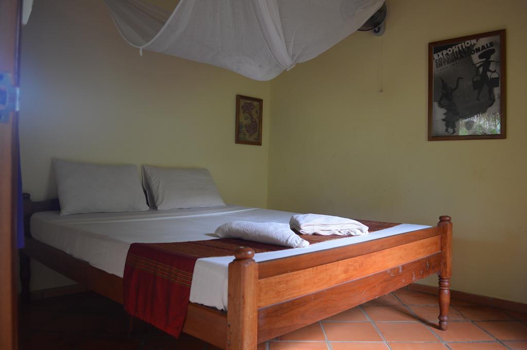 Botanica Hotel Kep Esterno foto