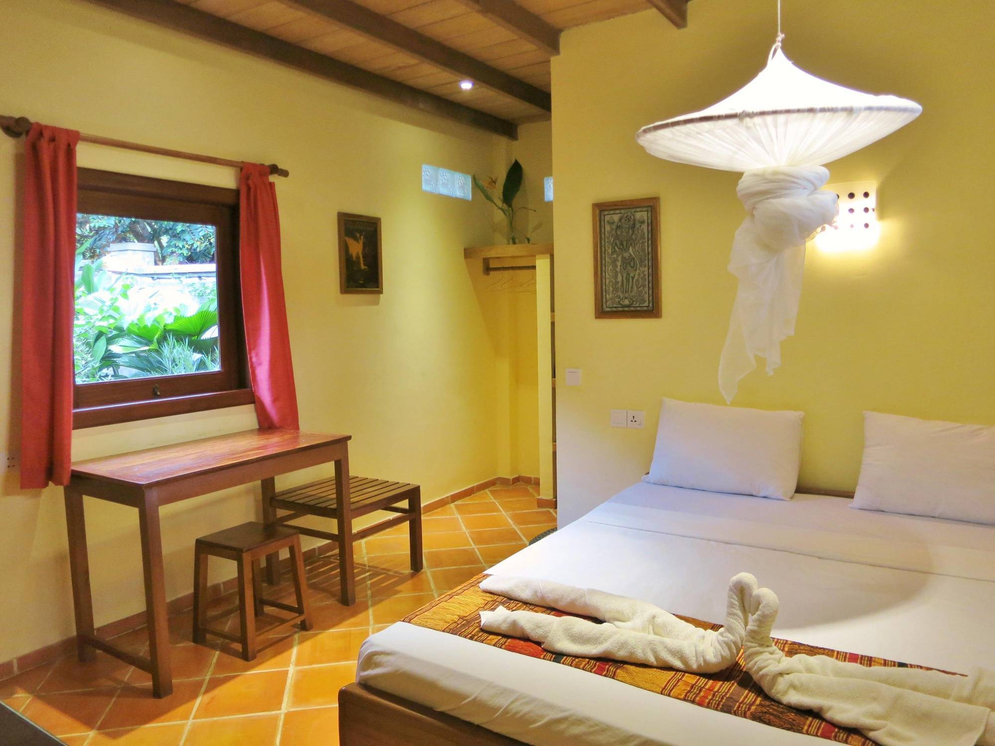 Botanica Hotel Kep Esterno foto
