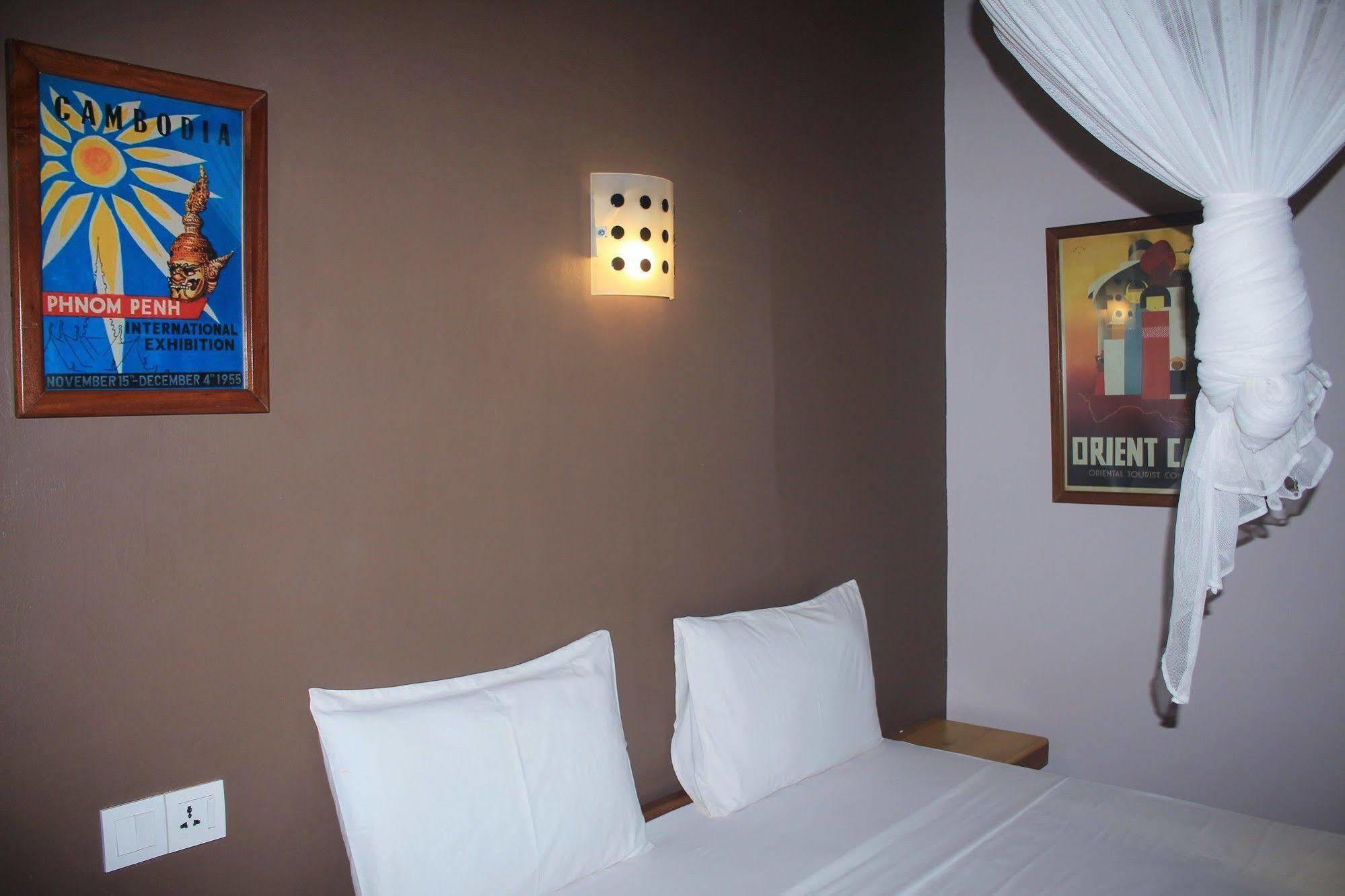 Botanica Hotel Kep Esterno foto