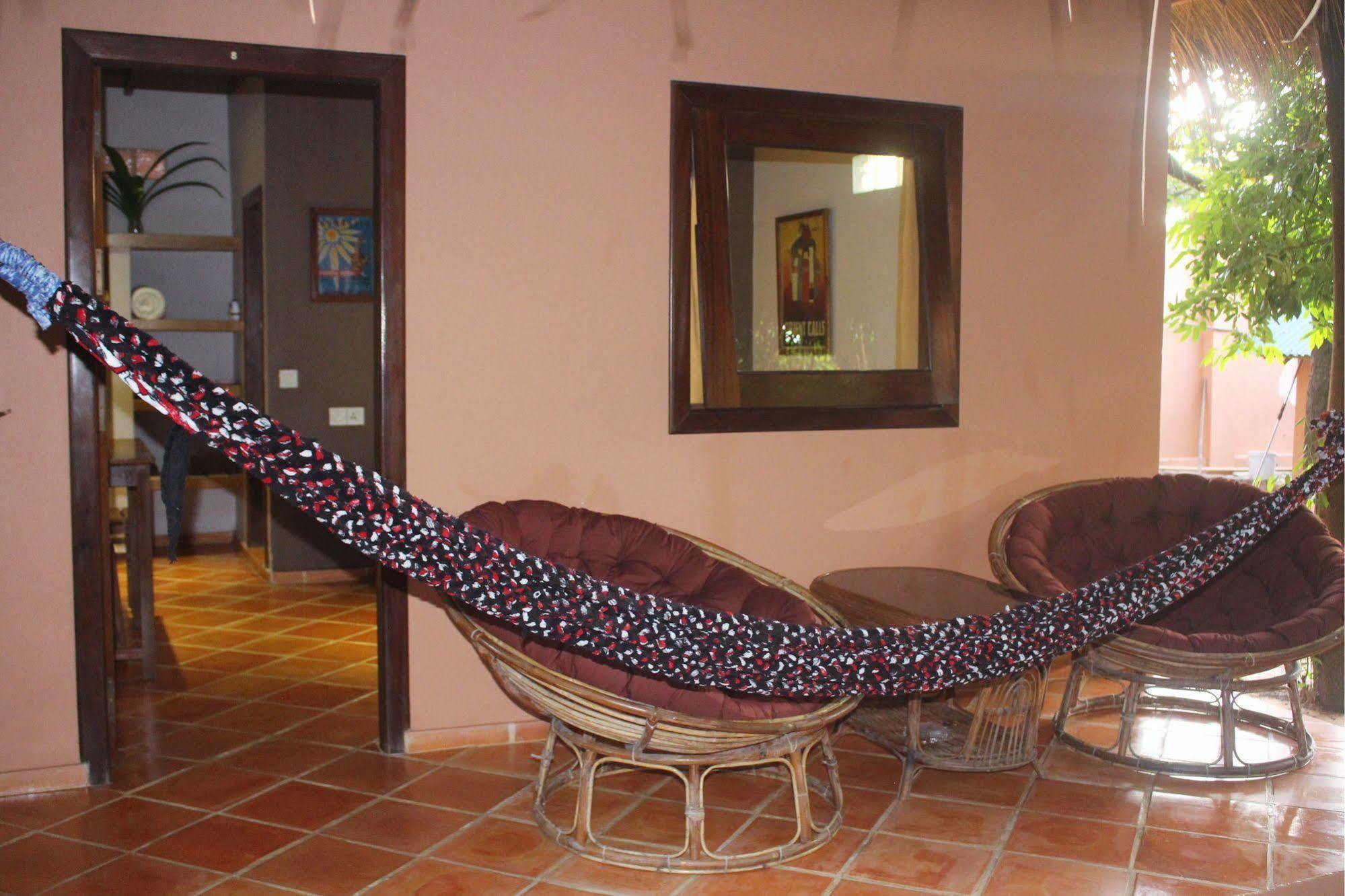 Botanica Hotel Kep Esterno foto