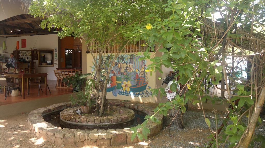 Botanica Hotel Kep Esterno foto